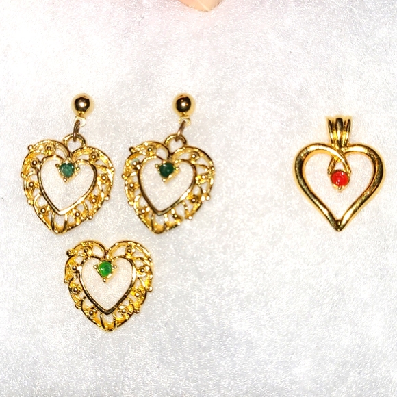 Vintage Jewelry - Vintage Lot: Emeralds & Ruby Faux Gems Gold-tone Heart Brooches & Earrings